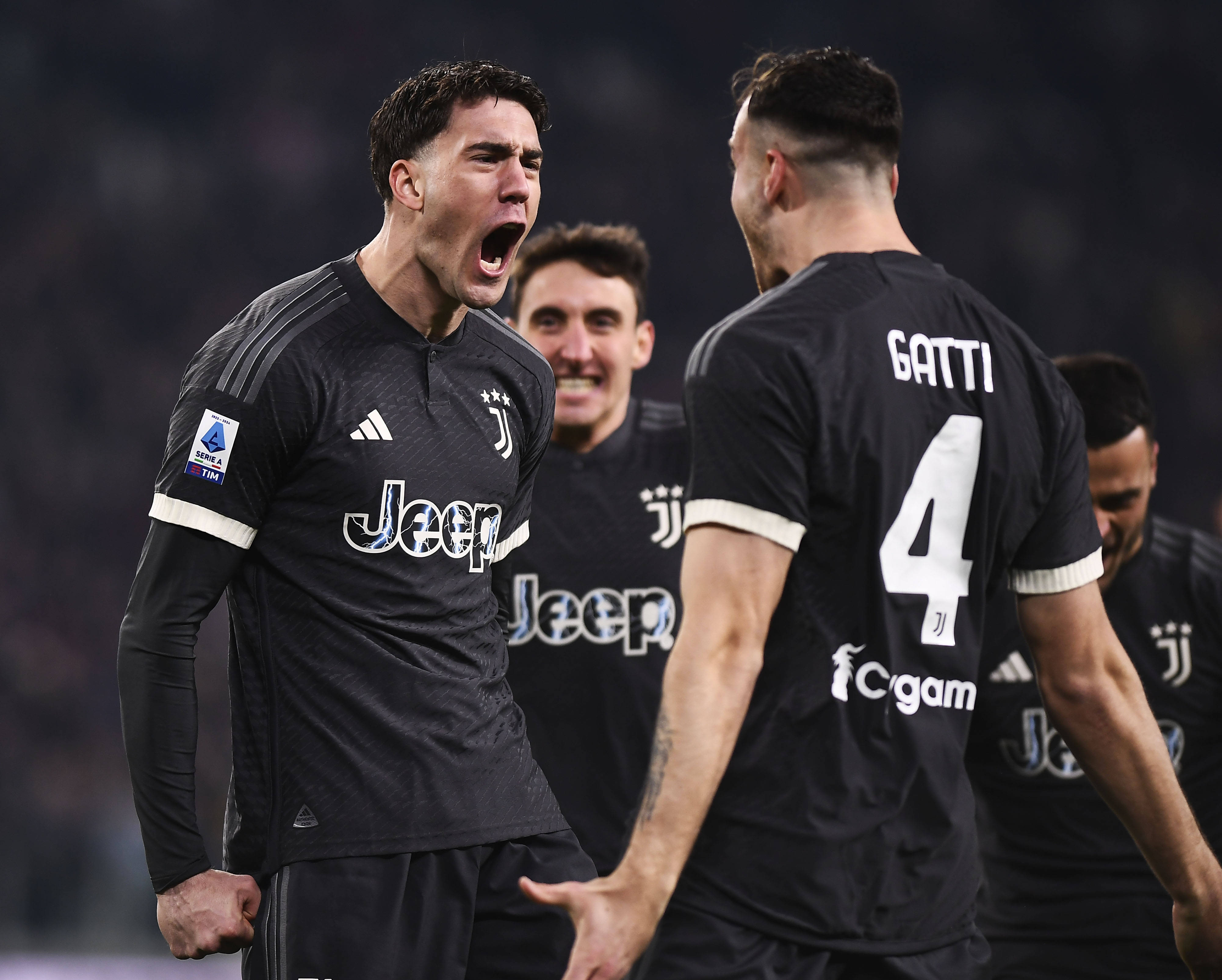 集结日体能课后，那不勒斯外线爆发备战欧篮联，赛场秩序良好，阵容厚度经受考验的简单介绍-尊龙在线入口